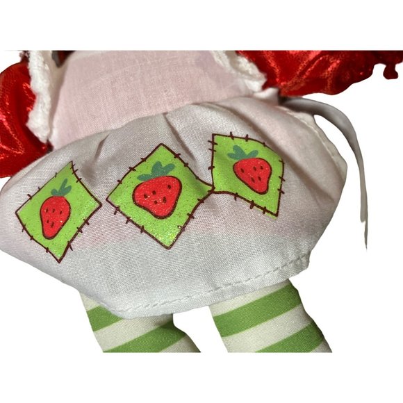 Strawberry Shortcake Plush  Stuffed Doll 2019 - Picture 10 of 11